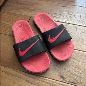 Pink Nike Slides - Women’s 4